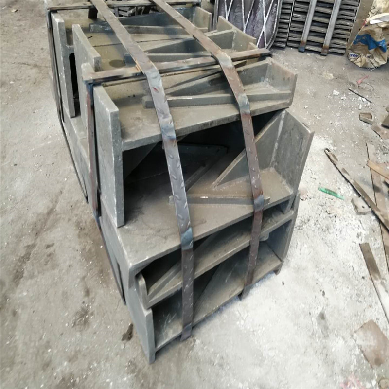 水泥廠窯口護(hù)板 窯尾護(hù)板 水泥廠窯口護(hù)板 窯尾護(hù)板